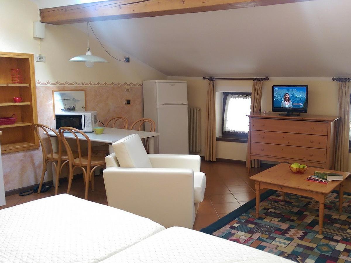 Manci Apartments By Hotel America Trento Luaran gambar