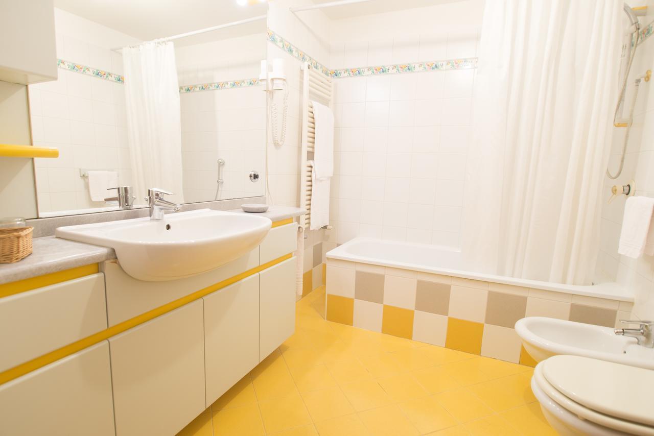 Manci Apartments By Hotel America Trento Luaran gambar